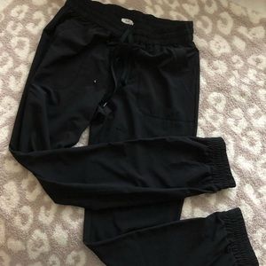 Aritzia Tna Black Satin joggers size S